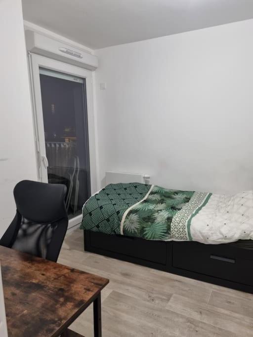 Appartement Cosy Et Equipe Meaux Buitenkant foto